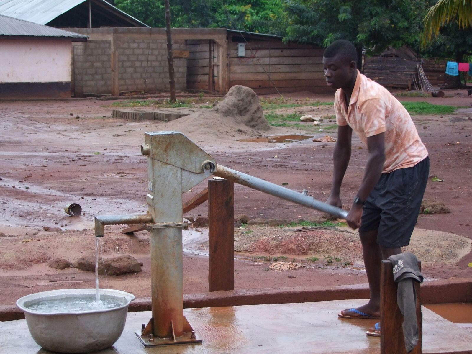 Hand pump borehole at Terchire community park
